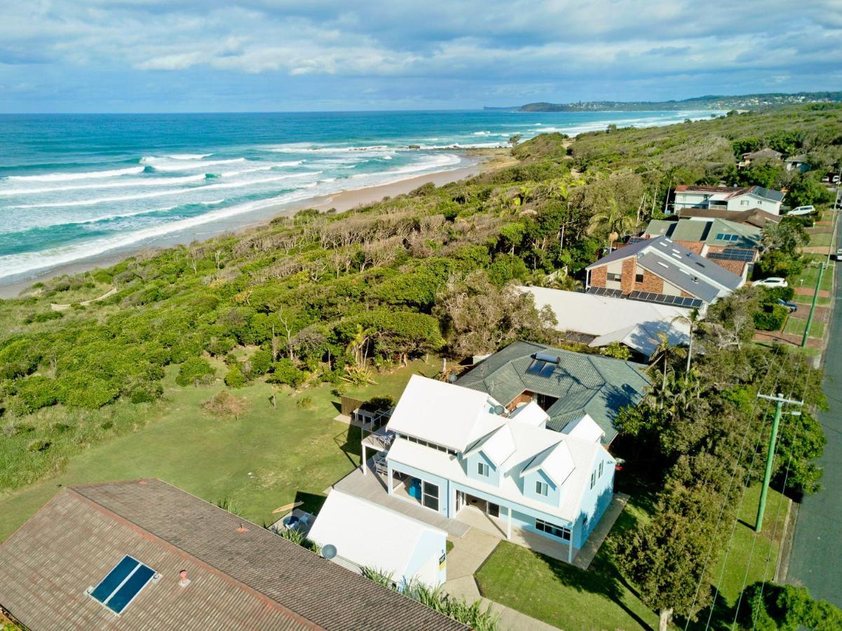 Middle Rock House - Front, Cathie Holiday home
